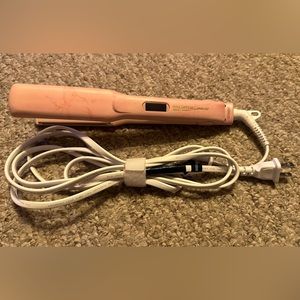 Paul Mitchell Pro Tools Ceramic Flat Iron